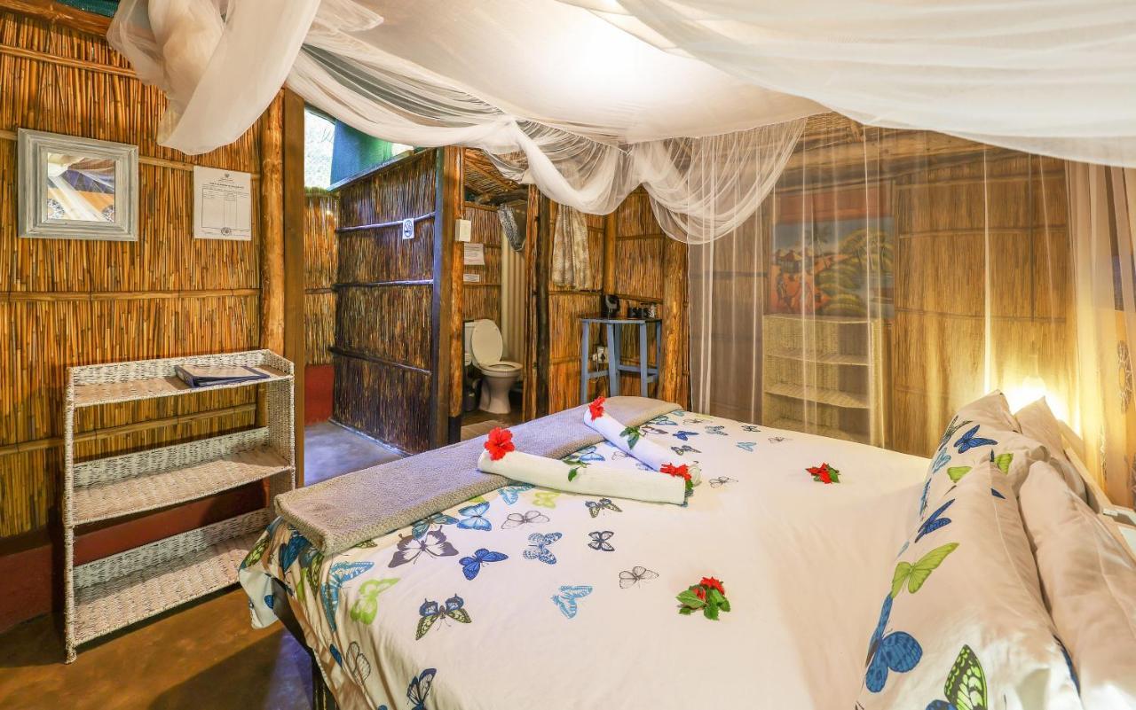 Gala Gala Eco Resort ปอนตา ดู โอว์รู ภายนอก รูปภาพ