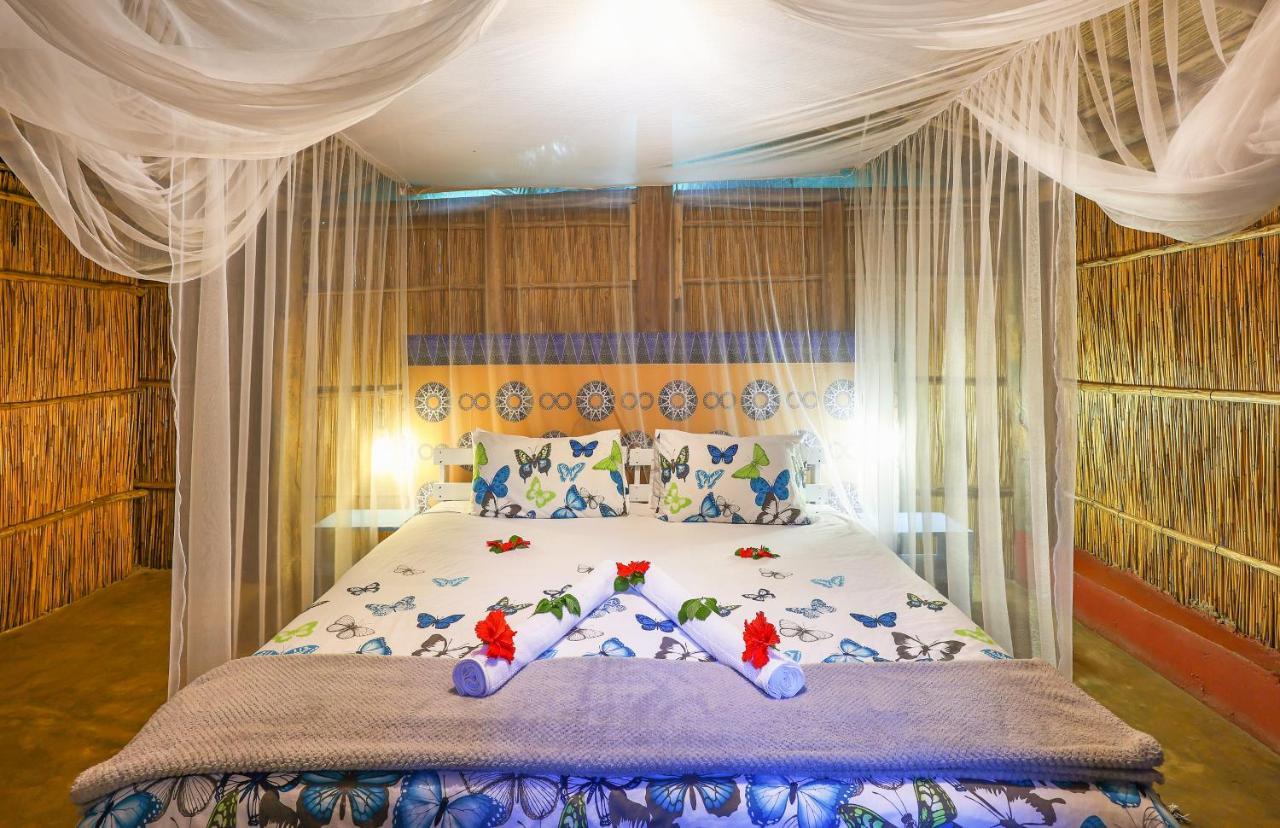 Gala Gala Eco Resort ปอนตา ดู โอว์รู ภายนอก รูปภาพ